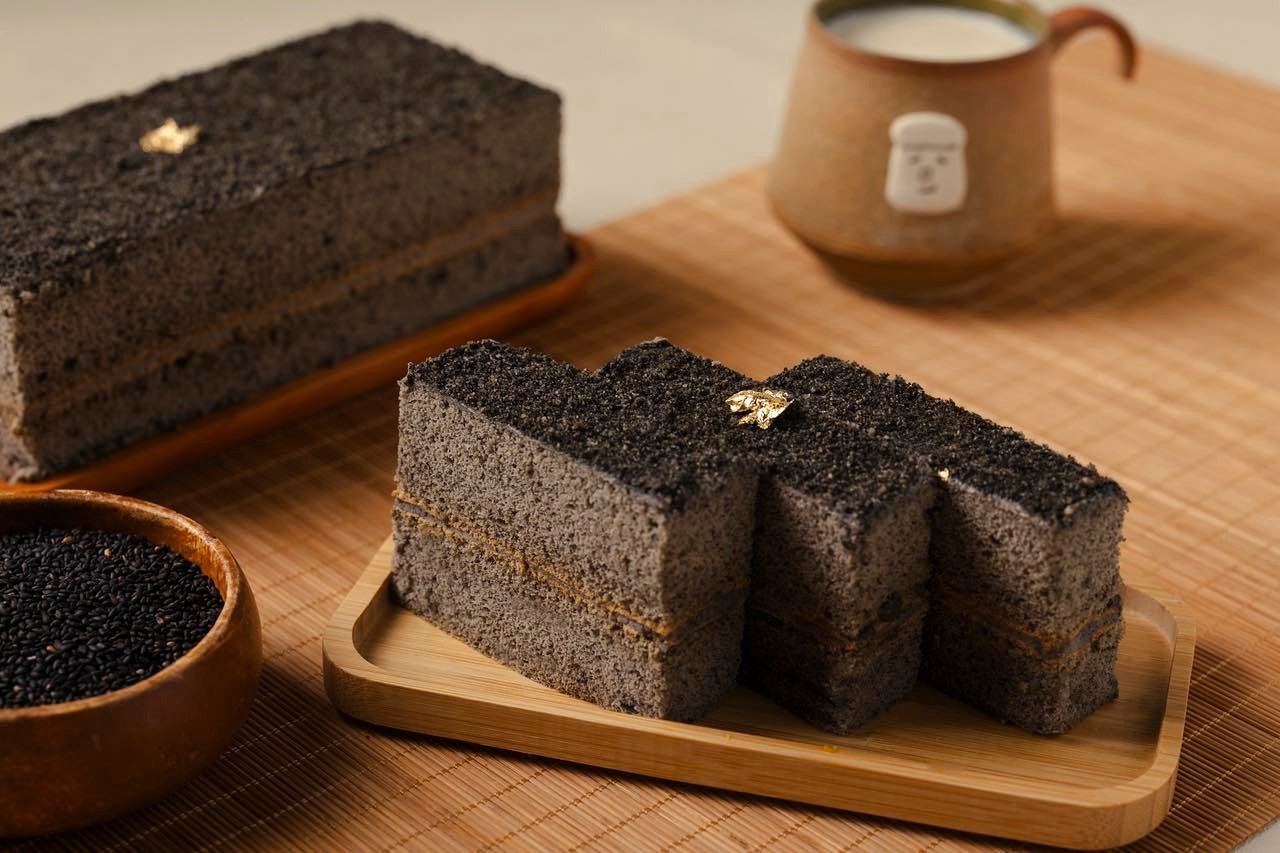 大吉先生,豆漿蛋糕,台灣黃豆,高雄十號黃豆,古早味蛋糕,芝麻蛋糕,芝麻豆漿蛋糕,芝麻豆乳蛋糕