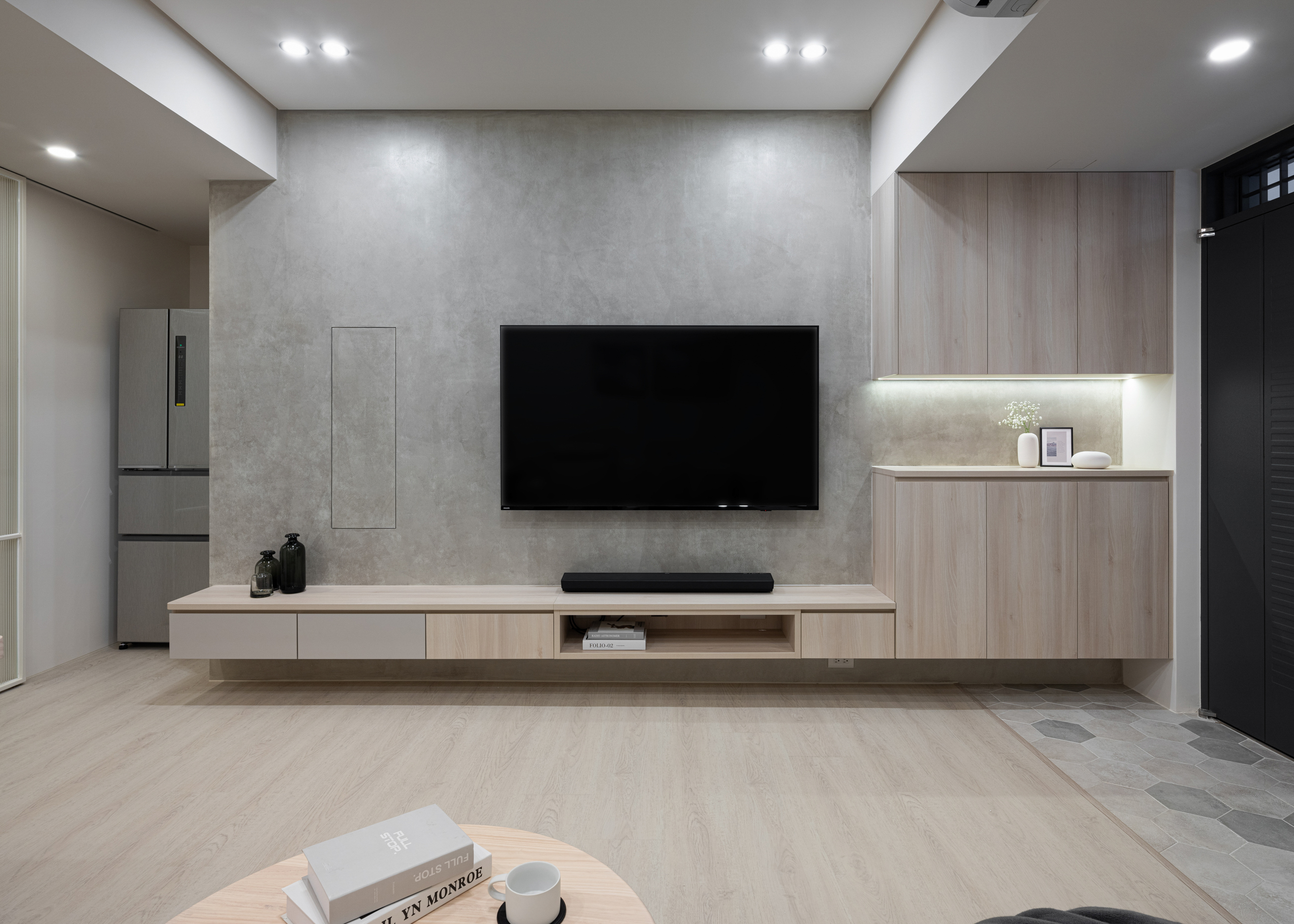 新店柯宅_客廳與餐桌關係_1