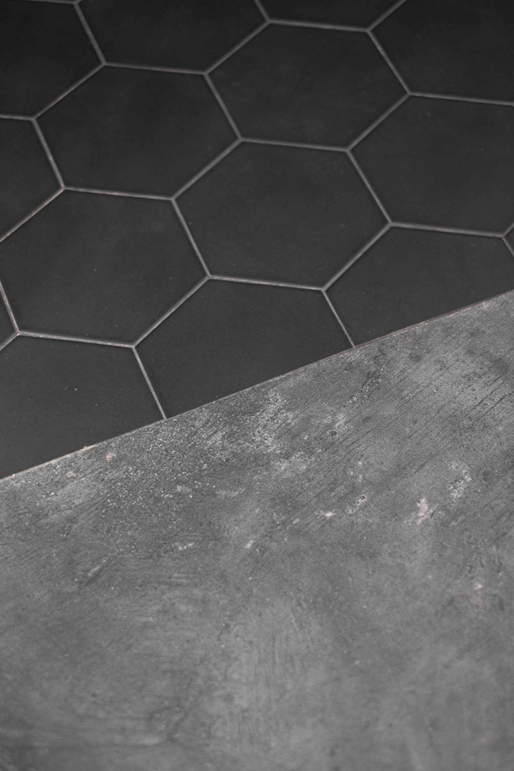 中和石墨光域_玄關地磚交接小景