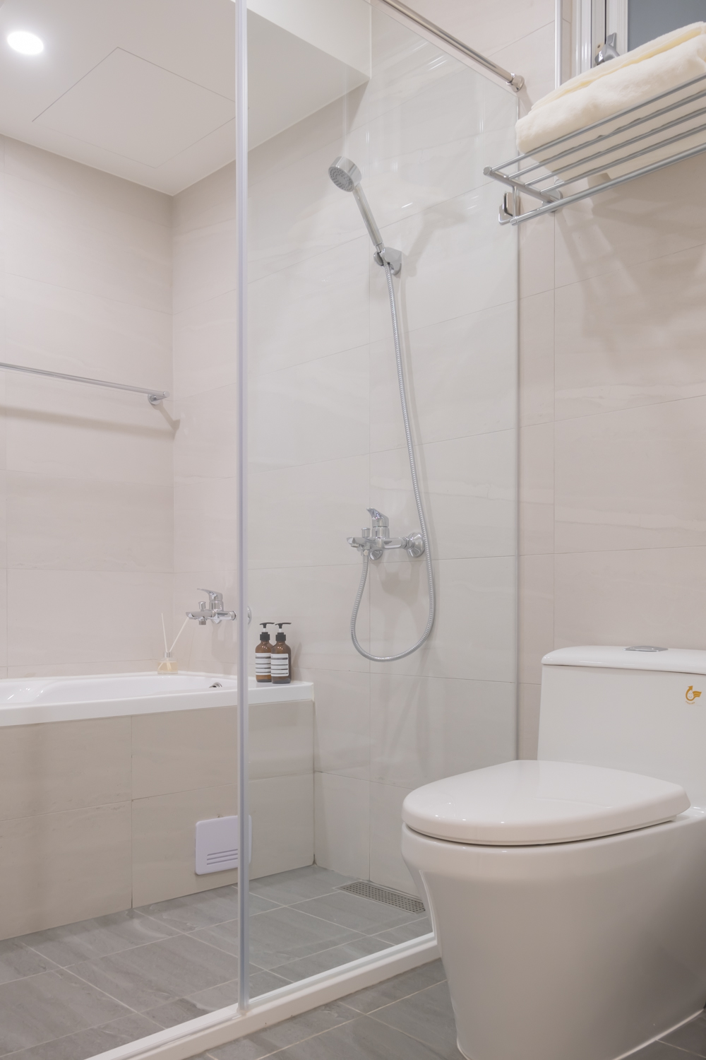 文山光序重生_浴室_視角2