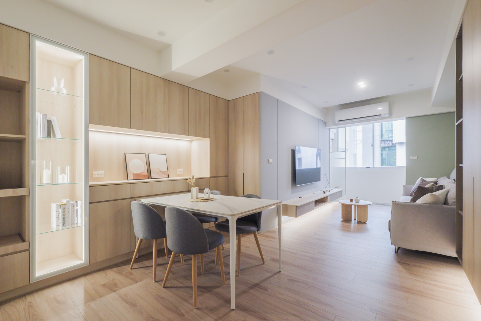 文山光序重生_客餐廳全景_面向玄關