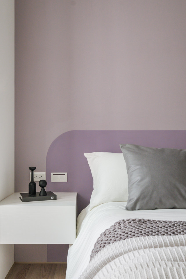 文山光序重生_主臥床背牆左側一隅