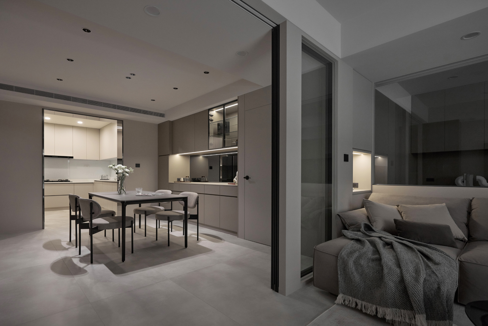 三重灰序日光_空間細節