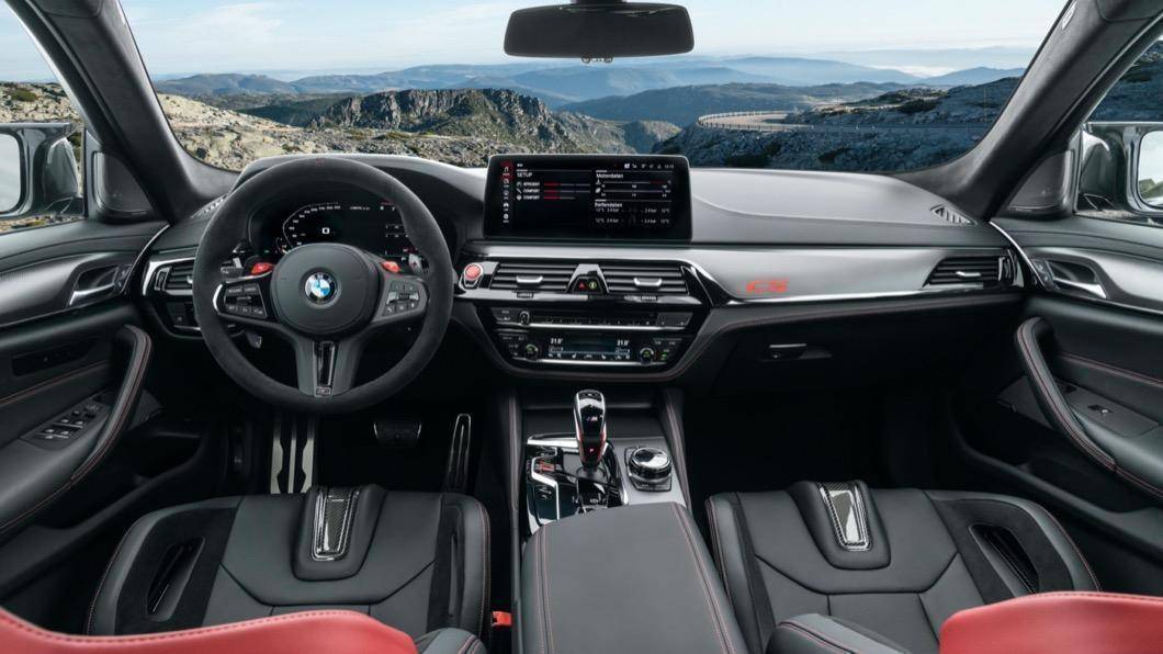 OiCar汽車百科-BMW最強5系列王者 M5 CS