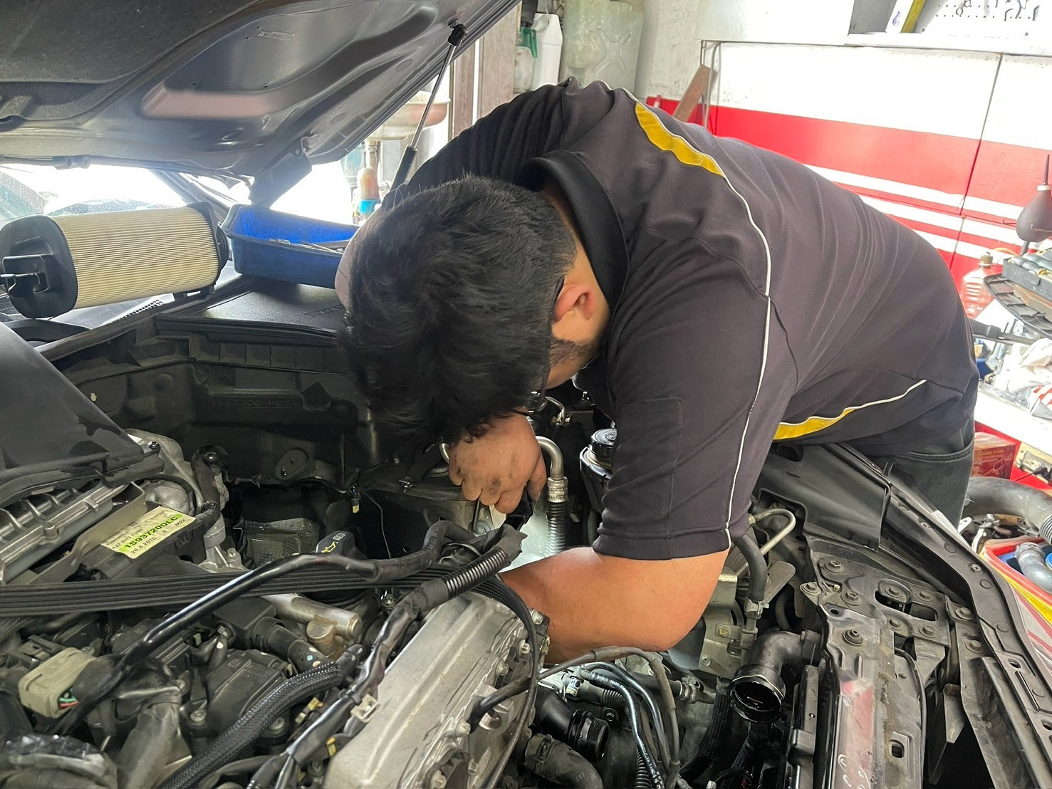 保護您的愛車！速得安保修團隊武昌店為INFINITI Q50更換全新BOSCH發電機！