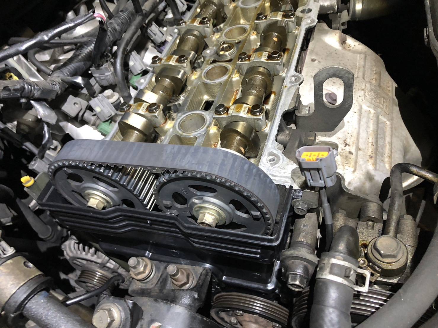 Mazda Premacy  引擎無法啟動，正時跳齒維修施工。