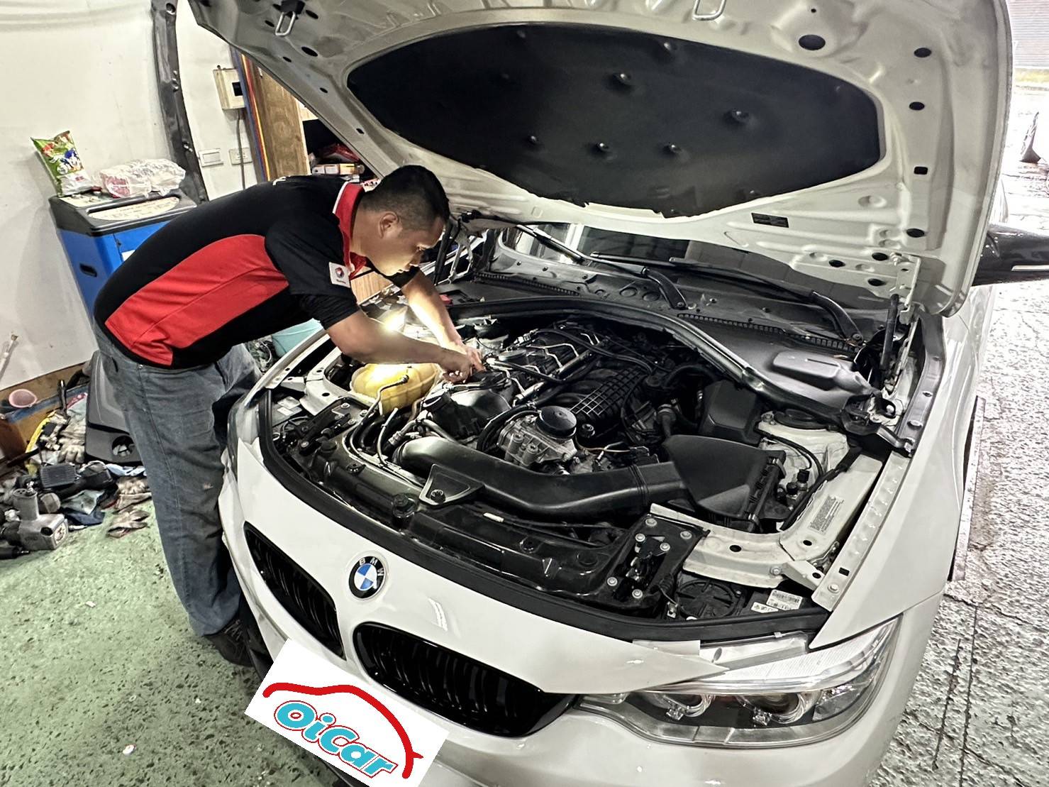 (圖5)BMW 328i引擎抖動檢修施工情況。