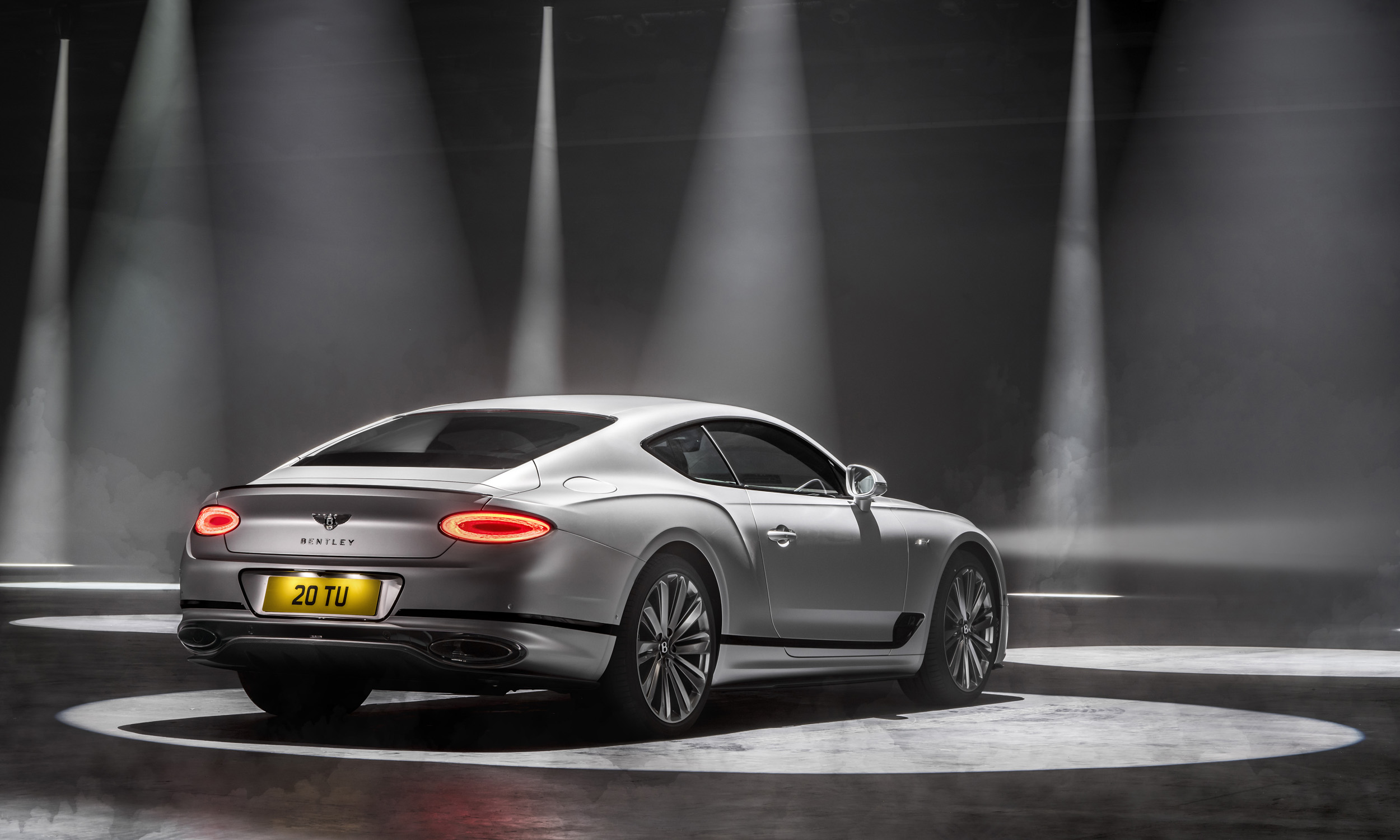 OiCar-Bentley是透過什麼頂尖底盤技術 讓車輛兼具舒適與性能呢