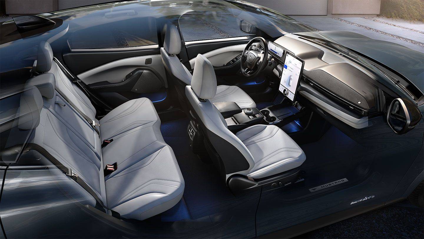 OiCar汽車百科-秒準Model Y，FORD Mustang Mach-E 純電休旅來勢洶洶