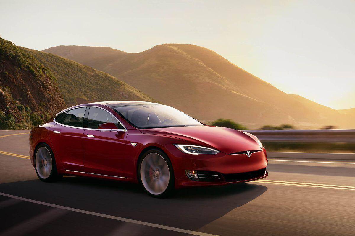 特斯拉Tesla，用IT觀念製造汽車